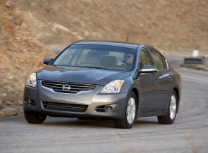 Nissan Altima Hybrid 2010 года